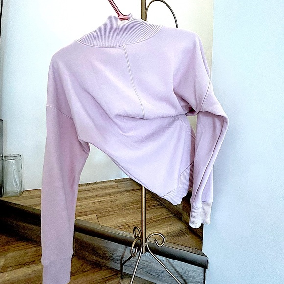 Muted pink sweat  shirt by Apana. Size Med. - Picture 4 of 4
